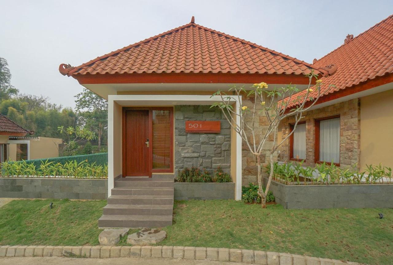 Shanaya Resort Malang Extérieur photo
